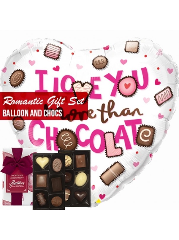 Romantic gift set heart balloon and chocs