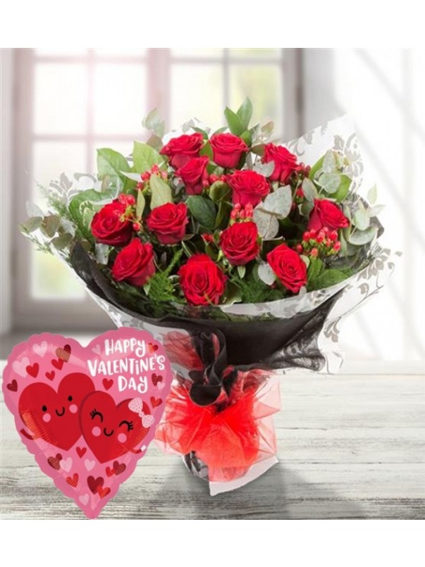 12 Red Roses & Valentines Balloon