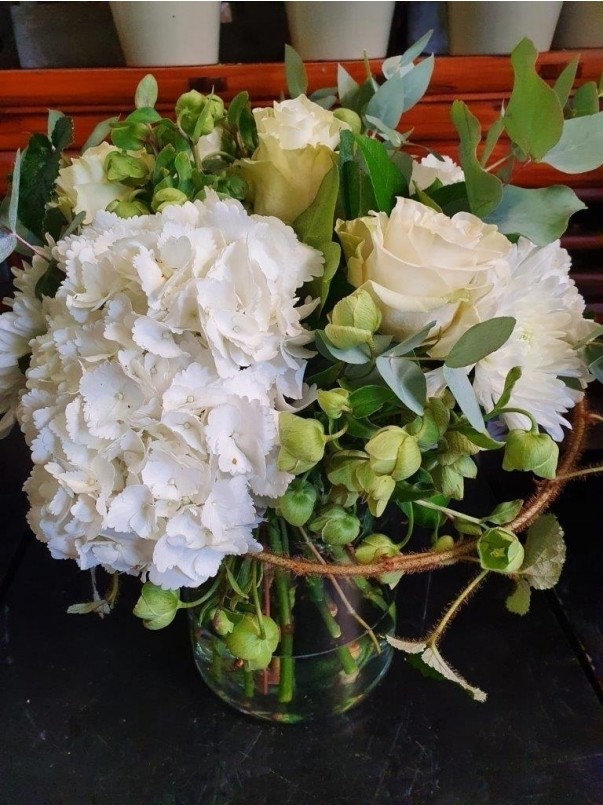 Rose & Hydrangea Ice Bouquet In Vase