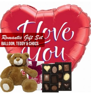 Romantic gift set red heart balloons teddy and chocs